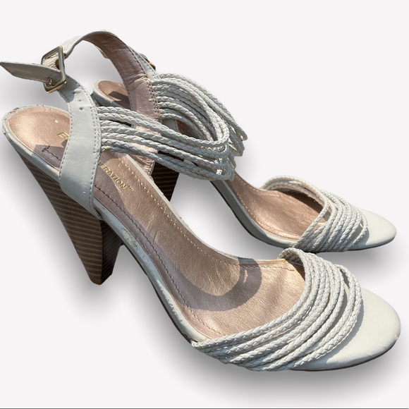 BCB Generations “BG Berkley” / Off-White Strappy Heel w/ Metallic Interior - Picture 1 of 4